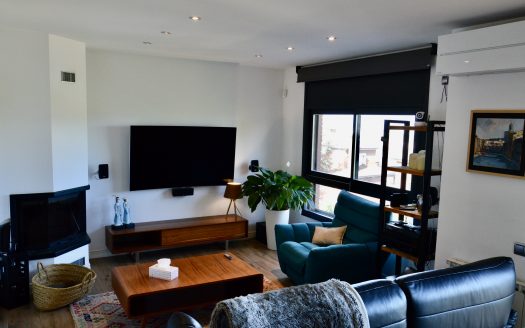 CHALET «ALT STANDING» EN MONTJUÏC (GIRONA)