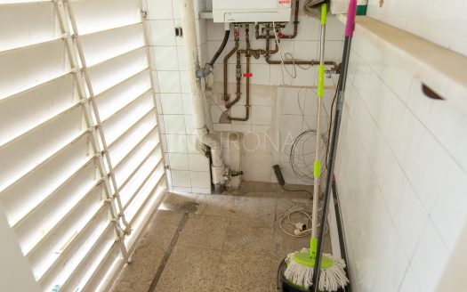 PISO EXTERIOR DE 4 DORMITORIOS DOBLES (DEVESA)