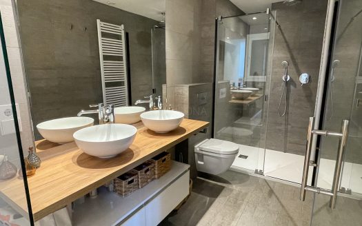 PISO EN GRAN VIA JAUME I REFORMADO