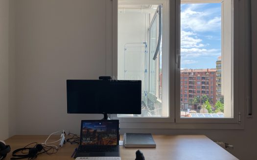 PISO EN GRAN VIA JAUME I REFORMADO