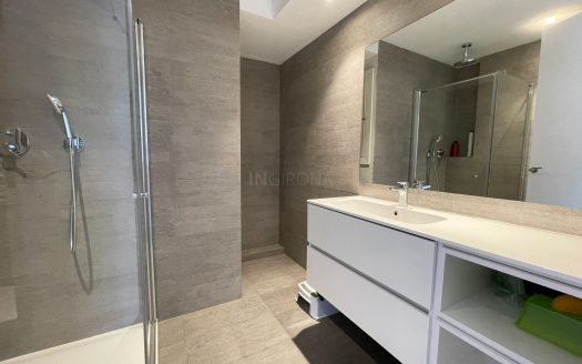 PISO EN GRAN VIA JAUME I REFORMADO