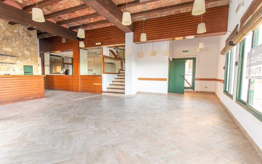 LOCAL RESTAURANTE PRIMERA LINEA DE MAR