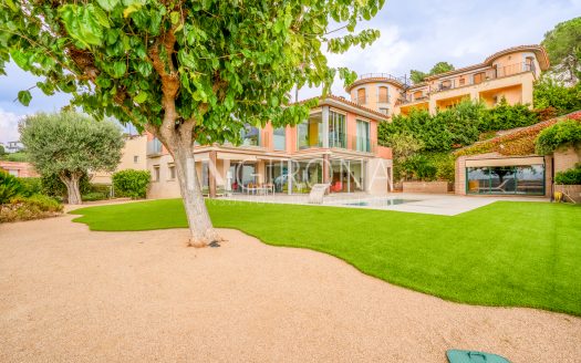 Exclusivo chalet de alto standing en Montjuïc (Girona ciudad)