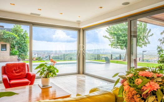 Exclusivo chalet de alto standing en Montjuïc (Girona ciudad)